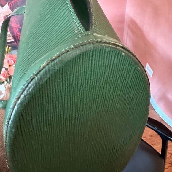 Louis vuitton epi st. Jacques - Picture 9 of 11